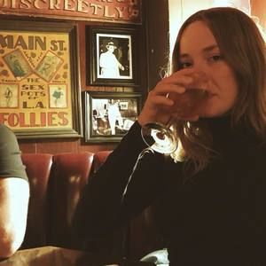 Meet your Posher, Jade